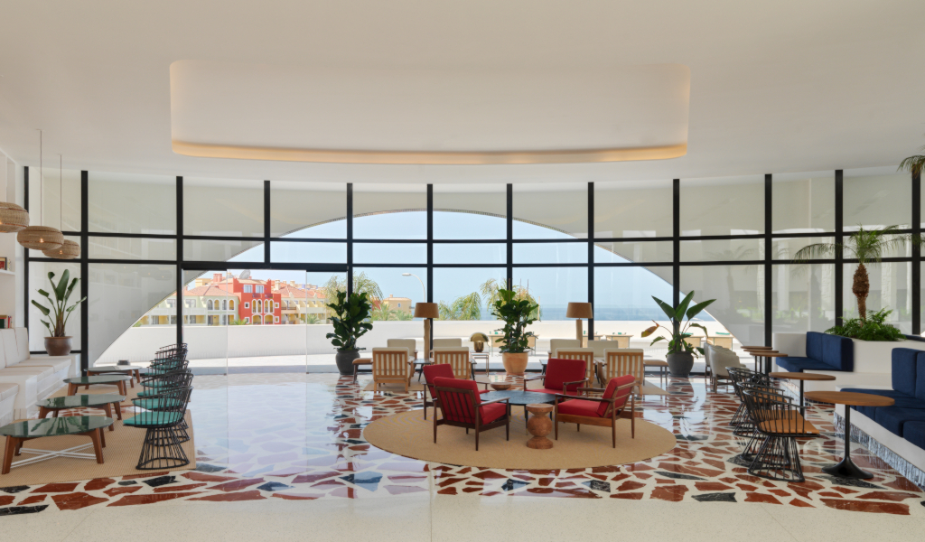 Lobby con mobiliario