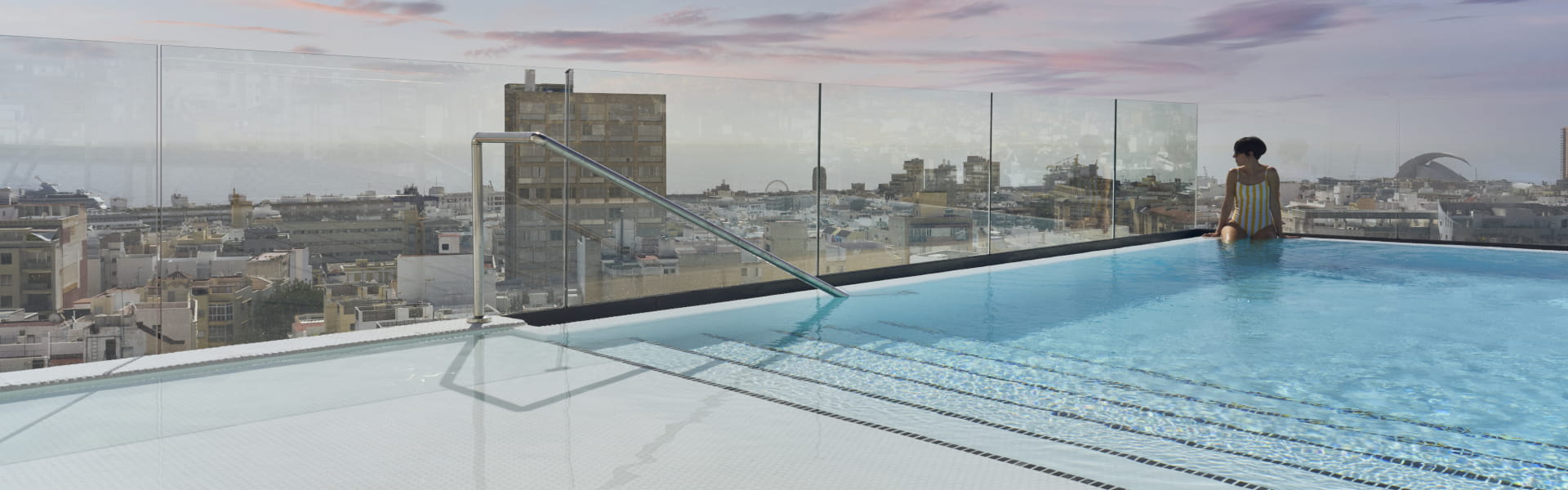 Piscina con vistas