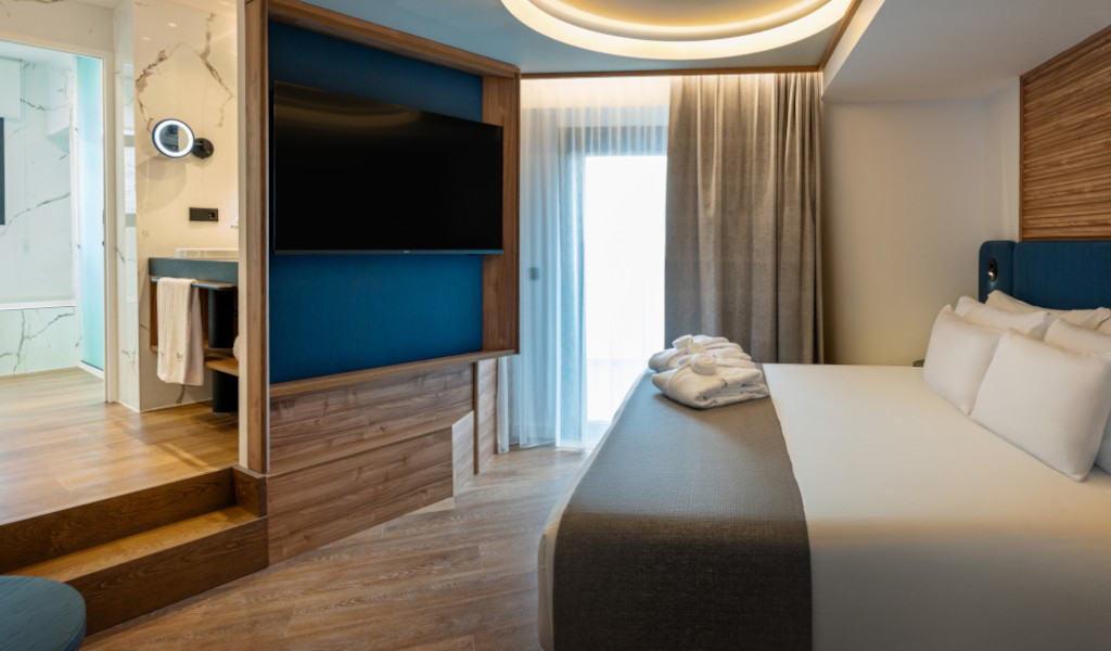 Habitación con mobiliario