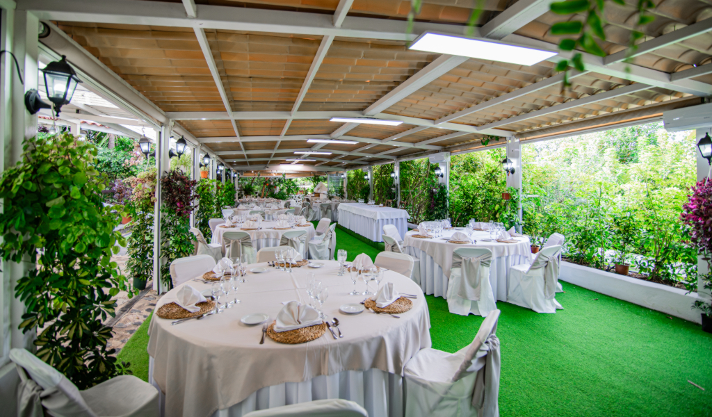 Zona para celebraciones al exterior
