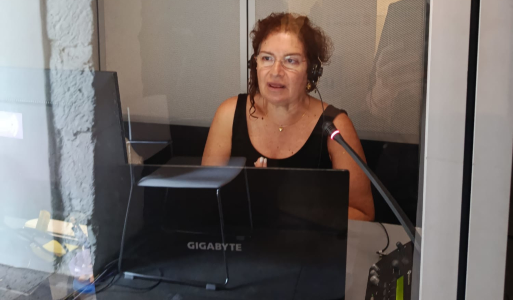 Interprete en cabina