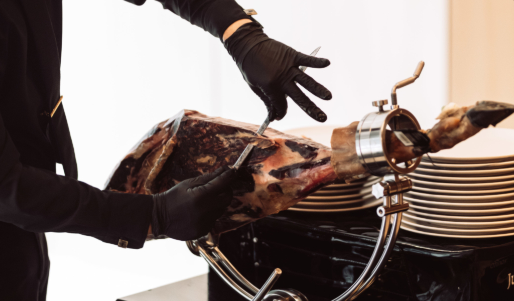 Muestra corte jamon serrano