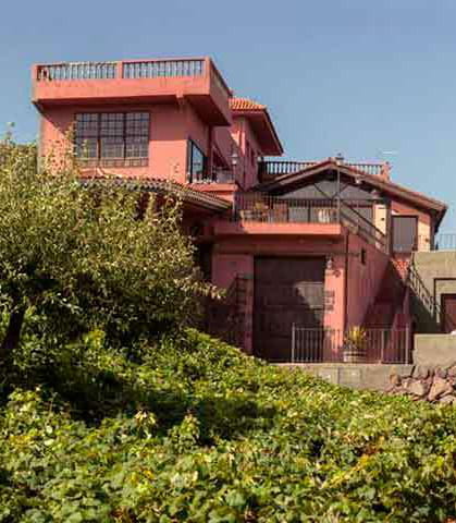 Bodegas Monje y Casa del Vino