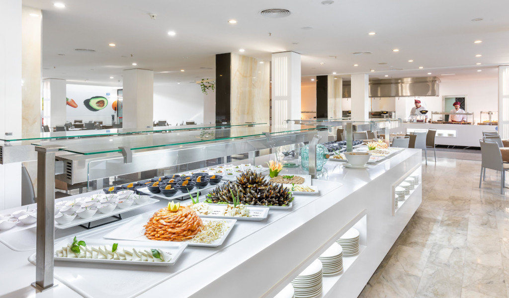 Alexandre Hotel La Siesta Buffet