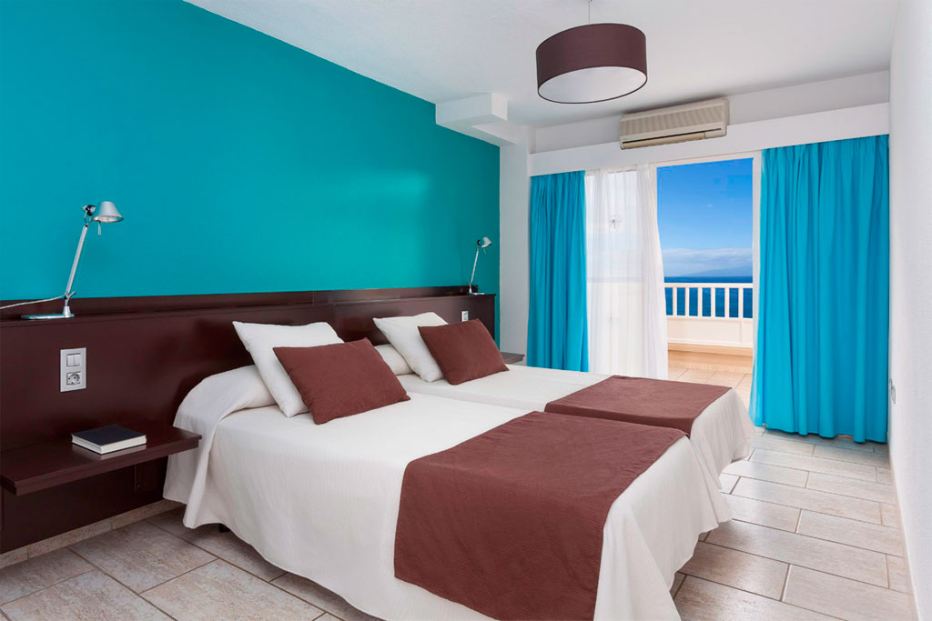 Cruel Faringe a nombre de Hotel Apartamentos Los Dragos del Sur | Hoteles | Tenerife
