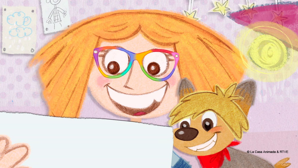 Niña con gafas de colores y perro sonriente frente a un dibujo.