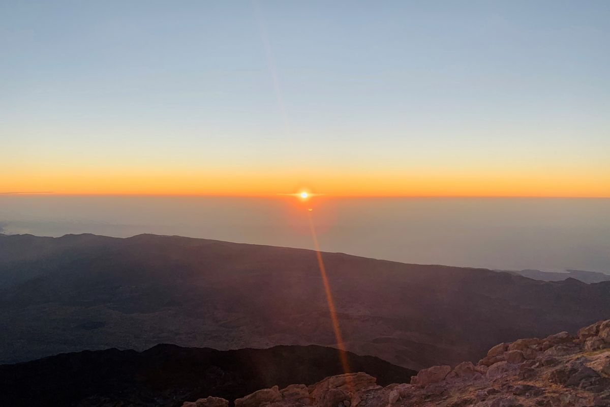 Amanecer sobre el Parque Nacional del Teide, Tenerife.