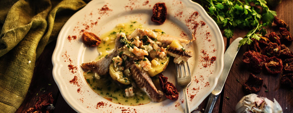 Deléitate con una cocina rica y variada