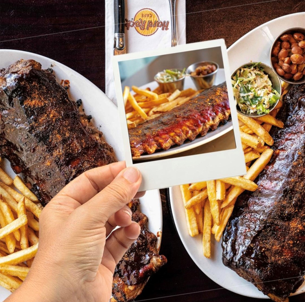 Costillas con papas fritas y ensalada en Hard Rock Café Tenerife.