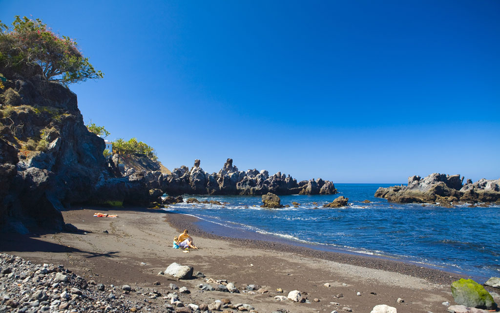 11-playa-de-alcala-guia-de-isora.jpg