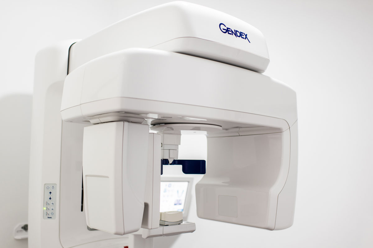 Máquina de radiografía dental Gendex en una clínica de Tenerife.