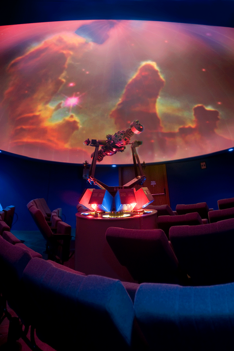 Planetario con proyección de nebulosa en el Museo de la Ciencia y el Cosmos, Tenerife.