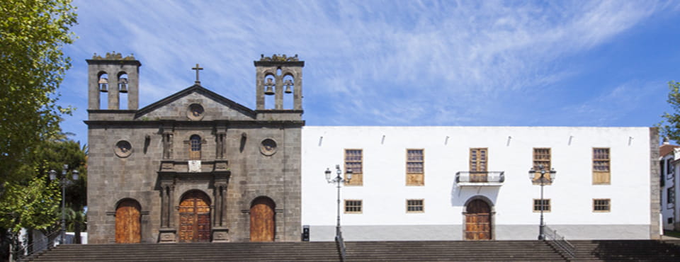 Santuario del Santísimo Cristo de los Dolores y ex convento de los Padres Agustinos Calzados