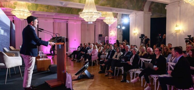 Tenerife reafirma su compromiso con el desarrollo sostenible ante los representantes de la industria turística alemana