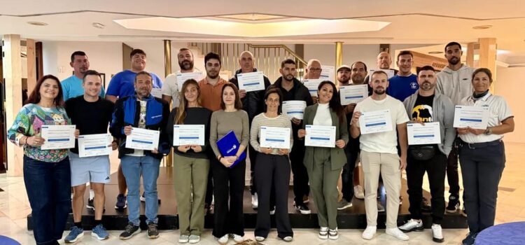 Turismo de Tenerife entrega los diplomas del curso de Intérprete del Medio Marino de Canarias