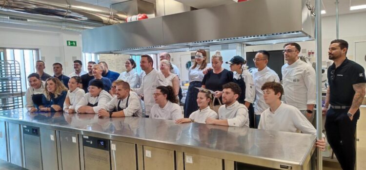Turismo de Tenerife impulsa un programa de formación gastronómica para profesionales, docentes y alumnos de cocina centradas en el producto local